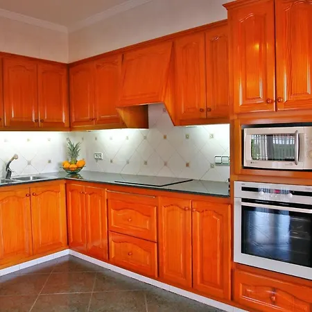 Villa Capricorn